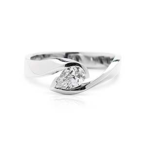 Engagement Rings Nz: Fancy Fluidity