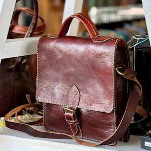 Haqibah - traditional leather satchel