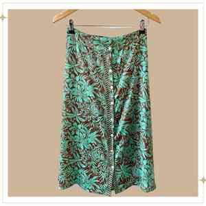 Skirts: BREEZE button skirt - Viha