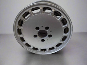 Mercedes Parts Automated: Genuine 15" x 7" Gullideckel Mercedes 190E Cosworth W201 1982 - 1993 Used