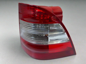 Mercedes Parts Automated: Aftermarket RH Taillight Mercedes-Benz ML W163 2001 - 2005 Used