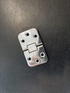 Caribbean Locker and Bait Well Wobble Hinge • Caribbean Boats (NZ)