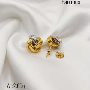 Products: 18K Gold Earrings