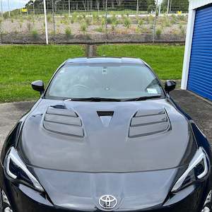 Carbon Bonnets: Carbon Bonnet for Toyota 86 / Subaru BRZ
