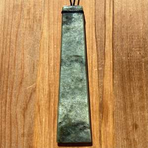 Kawakawa Greenstone Pounamu XL Toki Pendant