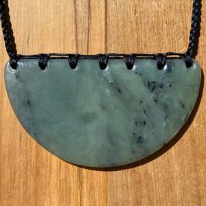 Inanga: Inanga Pounamu Breastplate
