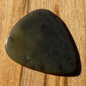 Kawakawa: Kawakawa Pounamu Guitar Pick
