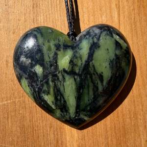 Pounamu Pendants: Douglas Creek Pounamu Heart - Small
