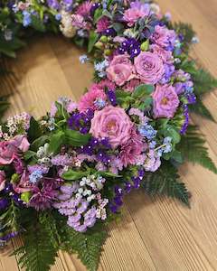 Flowers: Sympathy Wreaths