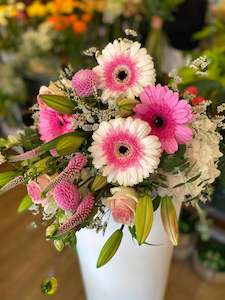 Valentines Day: Pretty in Pink Bouquet