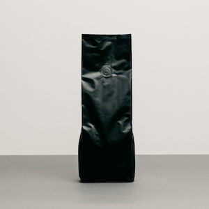 Matte Black Coffee Pouch + Valve 1kg
