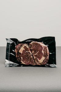 Products: Black Back/ Clear Vacuum Pouch 195mm x 235mm