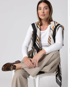 Scarves: DARK HAMPTON THE BROWN Scarf