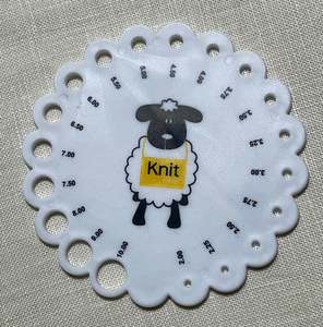 Accessories: Round Needle Gauge