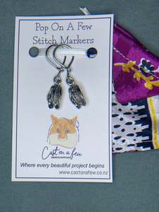Pop On A Few "Charming" - 9mm Stitch Markers, Silver Jandals