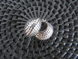 Products: Antique Style Silver Earrings - Exudy Art for Living