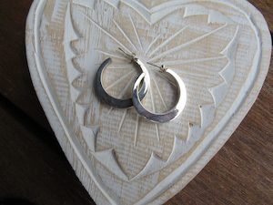 Products: Smooth Polished Hoops - Exudy Art for Living