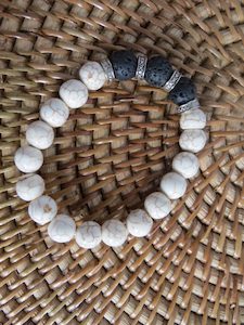 White Pirus Stone Bead Bracelet - Exudy Art for Living