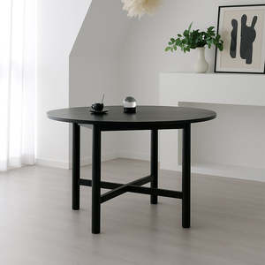 SULO Round Dining Table