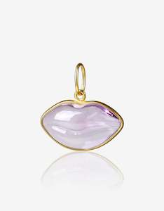 Amulets: Amethyst Gold Lips Amulet