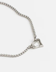 Chains: Skinny Silver Snake w. Silver Heart