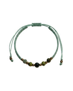 Stocking Fillers: Emerald Gold Hand Knotted Bracelet
