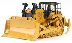 Scale Models: CAT 1:50 D8 Track-Type Tractor - High Line Edition