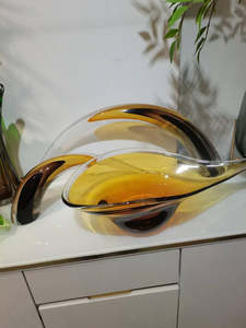 Products: 2 Gold Glass Horns plus Bowl
