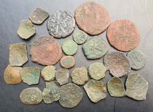 Bulk Uncleaned Discount Items: #Lot58A# 25 Uncleaned Byzantine Bronze coins from 450-1300 AD