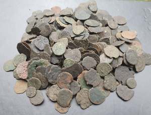 Bulk Uncleaned Discount Items: Group lots of 20 Uncleaned Roman Bronze coins from 1-450 AD (Spanish found)