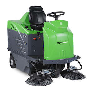 RAPID CLEAN IPC 1250 RIDE ON SWEEPER