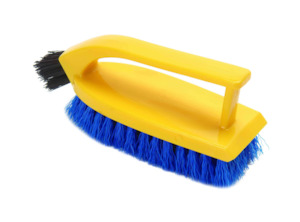 Scrub Brushes: TRUST IRON HANDLE SCRUB BRUSH