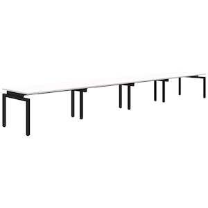 Shared Desks: Echo 4 Pod Inline Desk