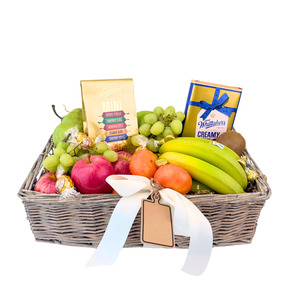 Valentines Day: Treats For Two Gift Basket URGENT COURIER ONLY