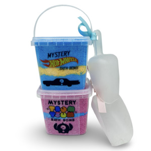 bath bomb: Bath Bomb Bucket Surprise