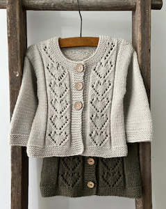 The Kiwi Knit Stitch Company: Lilly Cardigan 8ply | The Kiwi Stitch & Knit Co