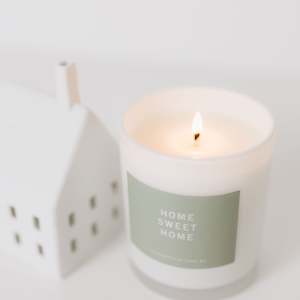 Candles: Candle - Home Sweet Home