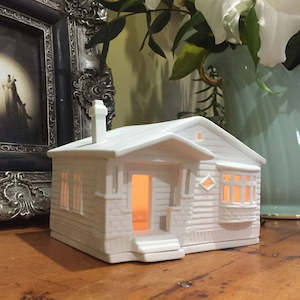 Vases Ornaments: Porcelain NZ Bungalow tealight house