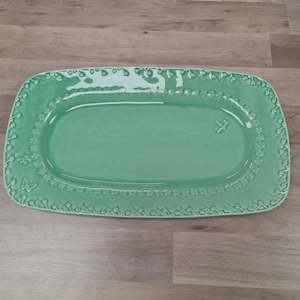 Bordallo Pinheiro: Bordello Pinheiro Platter | Green