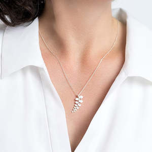 Pendants Necklaces: 925 Sterling Silver NZ Button Fern Necklace