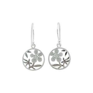 Silver NZ Manuka Flower Earrings