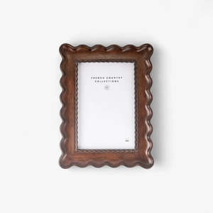 Chestnut Wavy Photo Frame | 4x6 | French Country
