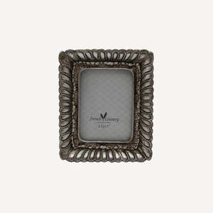 Fanned Rectangle Frame 2.5 x 3.5