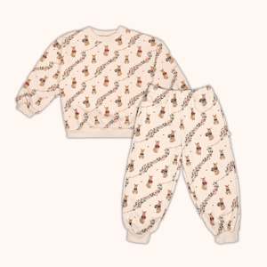 All: “Queen of Hearts” Sweat Set
