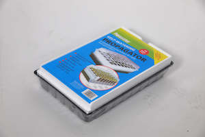 Garden Hardware: Parasene Self Watering Propagation Tray