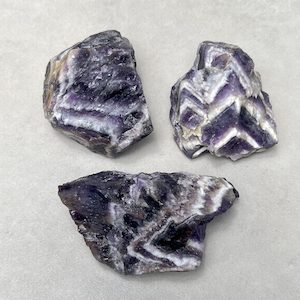 Amethyst, Chevron (Crystal) - The Crystal People