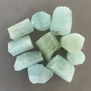 Aquamarine Crystalline pieces - The Crystal People