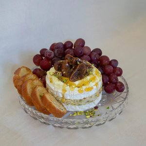 BRIE CAKE & CROSTINI - Chapel Lane