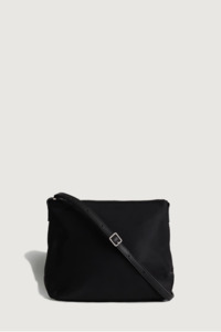 Yu Mei: Yu Mei Small Utility Braidy - Black
