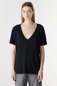 Bassike Classic V-neck T-shirt - Black